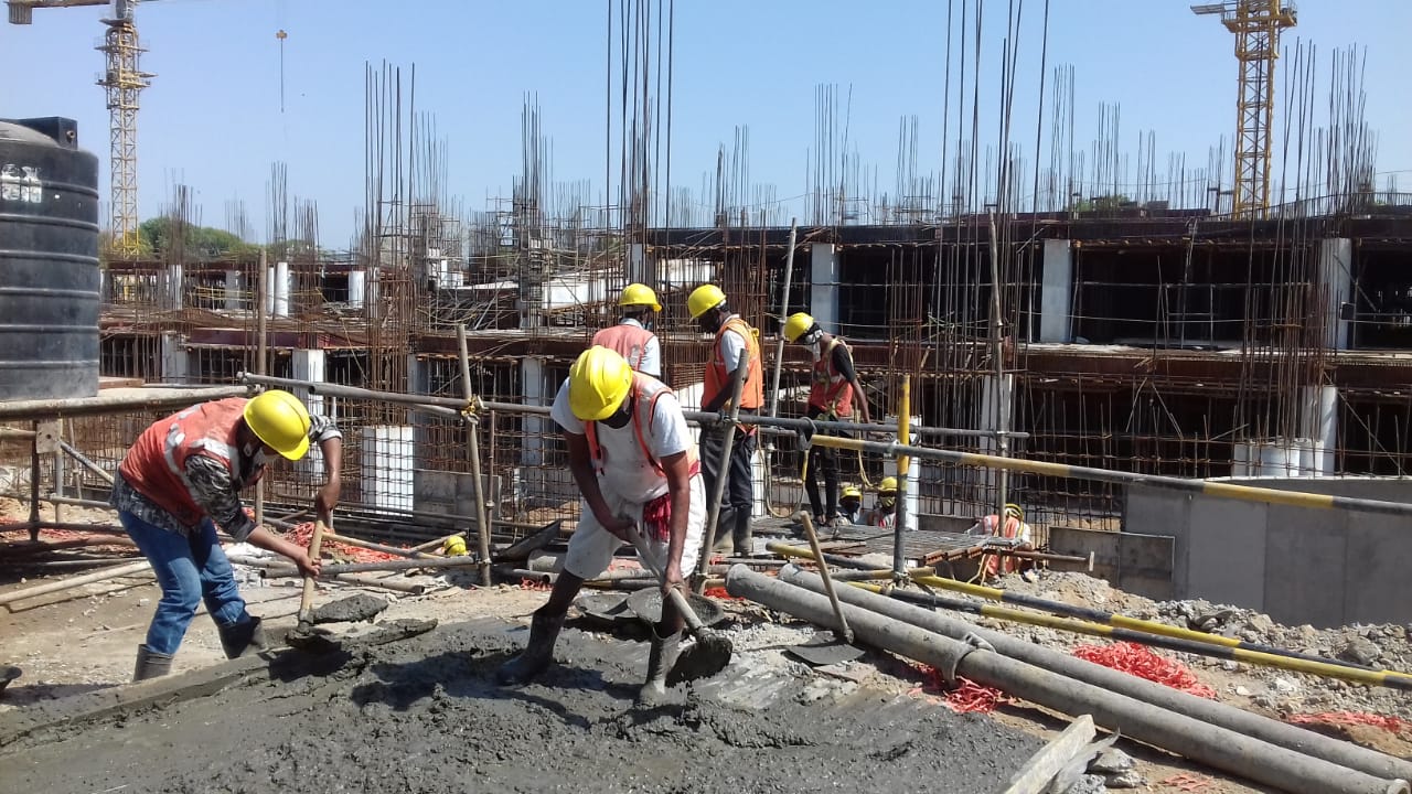 26 मे 2020 रोजी दहाणू विभाग (MSEDCL, पालघर) येथे लॉकडाऊननंतर प्रथमच LT लाईनचे काम सुरू झाले